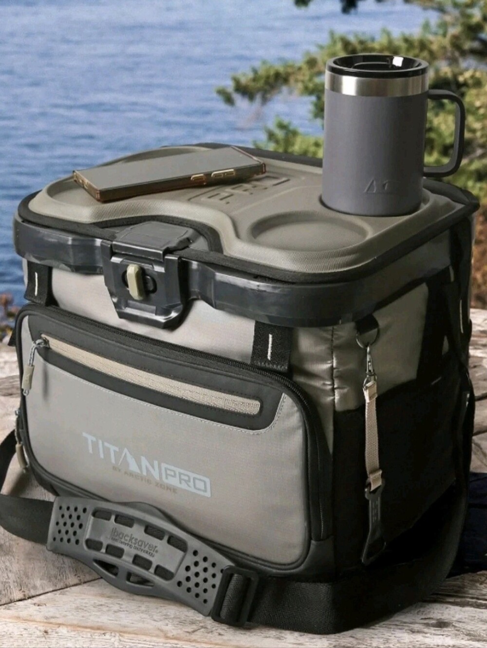 ARTIC ZONE TITAN PRO 40 CAN ICELESS COOLER ZIPPERLESS W ICE BLANKET COMPACTS NWT